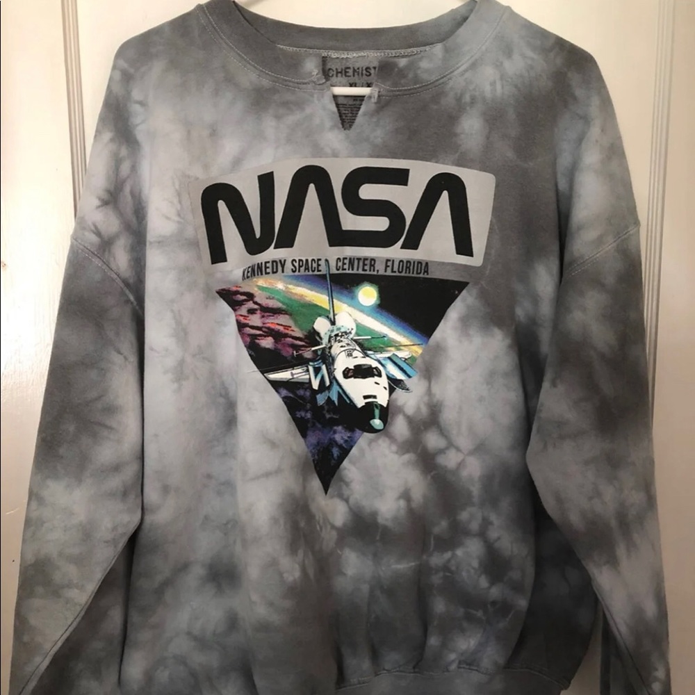 NASA Crew Neck Sweatshirt🚀🛸🪐🖤